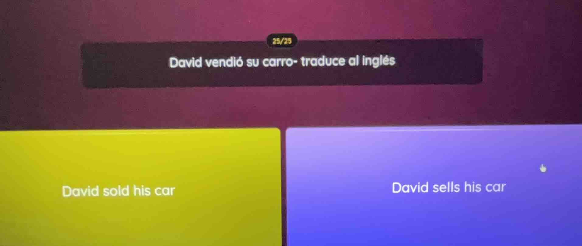 david vendió su carro- traduce al inglés david sold his car david sells…