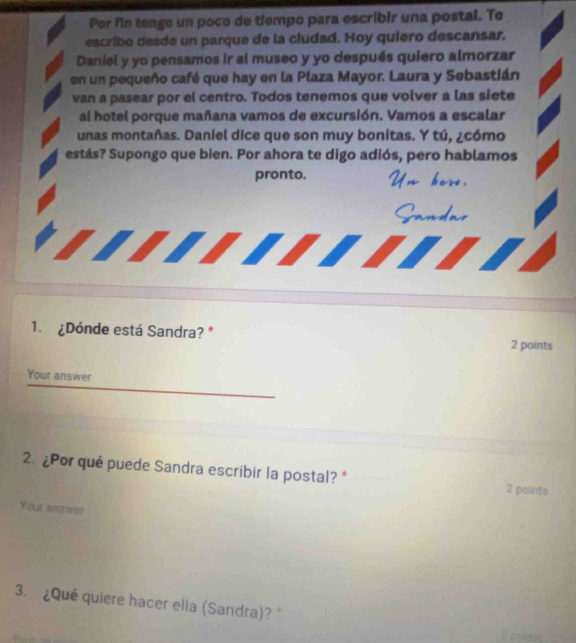 por fin tengo un poco de tiempo para escribir una postal. te escribo de…