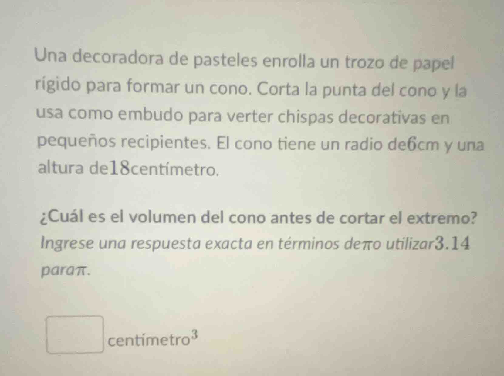 una decoradora de pasteles enrolla un trozo de papel rígido para formar…