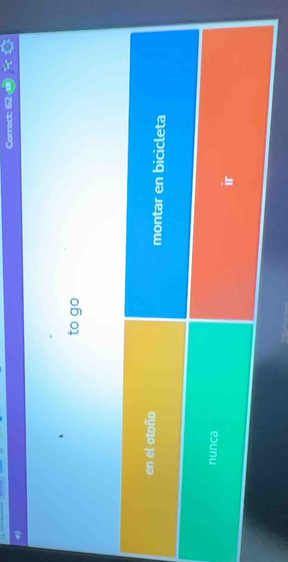 to go; montar en bicicleta; ir; en el otoño; nunca