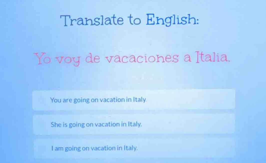 translate to english: yo voy de vacaciones a italia. you are going on v…