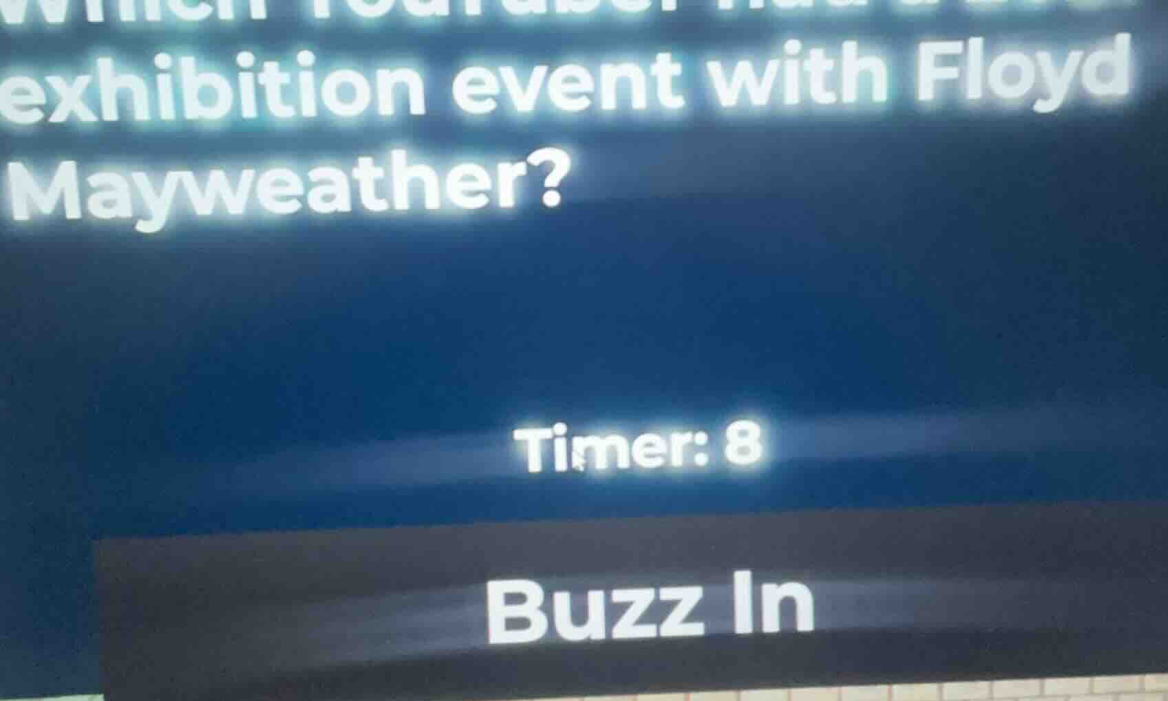 which boxer had an exhibition event with floyd mayweather? timer: 8 buz…