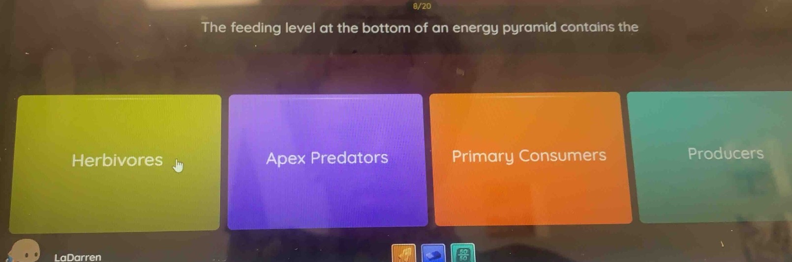 8/20 the feeding level at the bottom of an energy pyramid contains the …